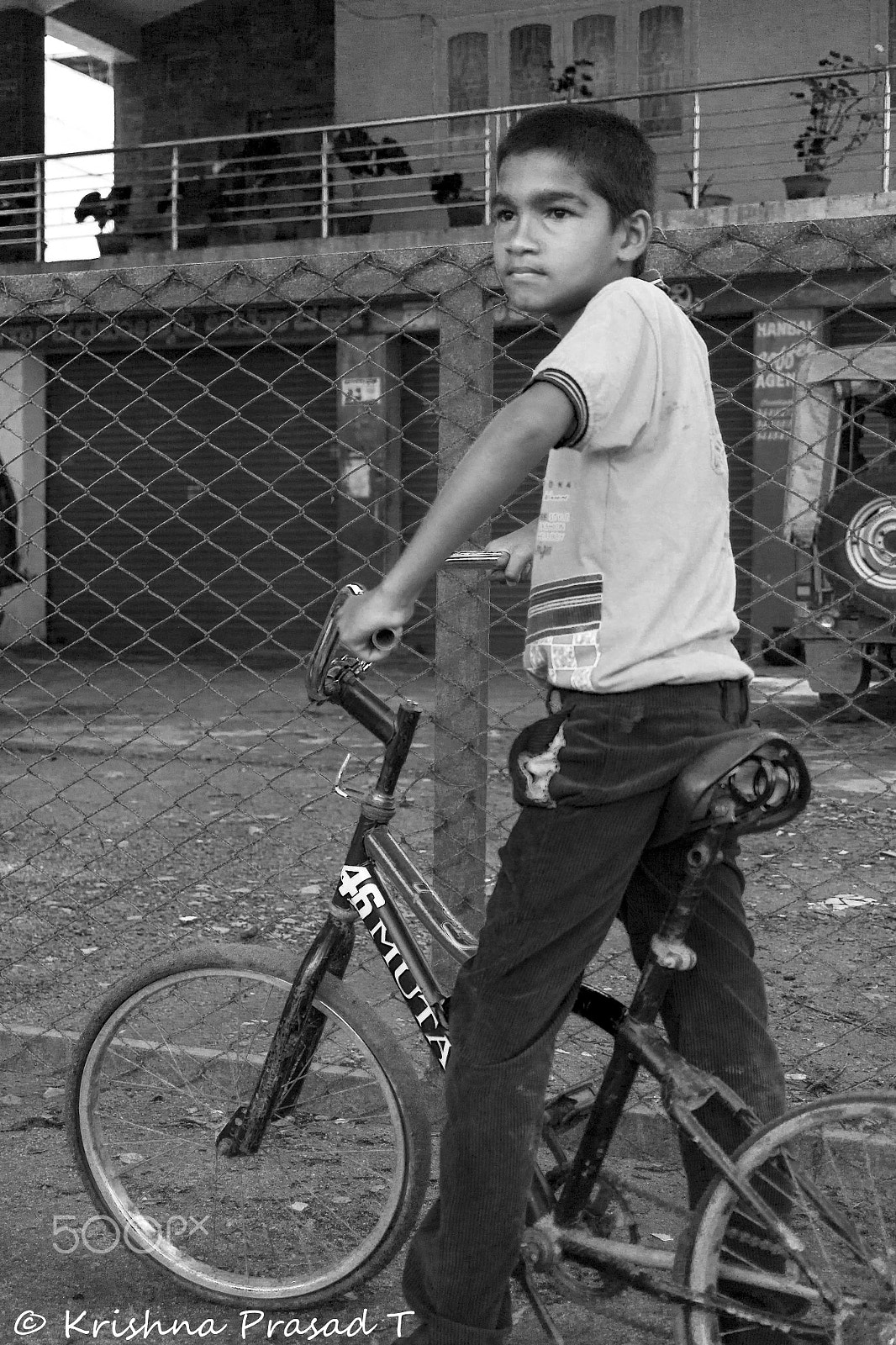 Nikon 1 V2 sample photo. Determination photography