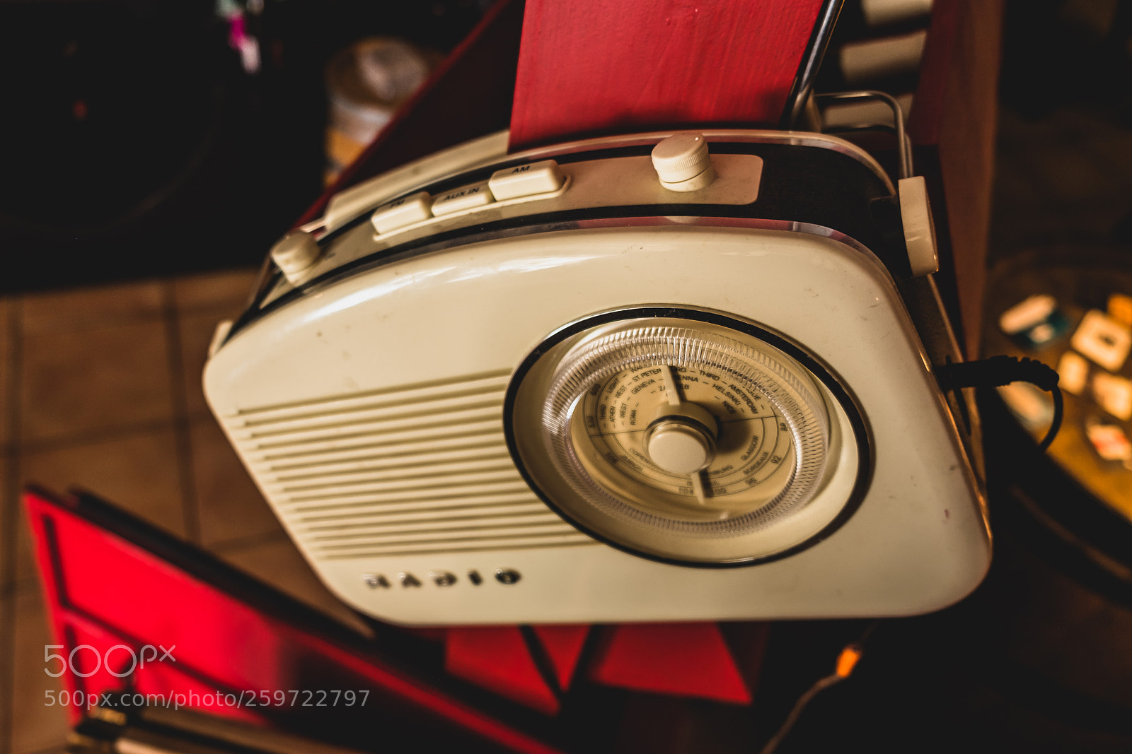 Fujifilm X-T2 sample photo. Vintage radio in restaurant 2 photography