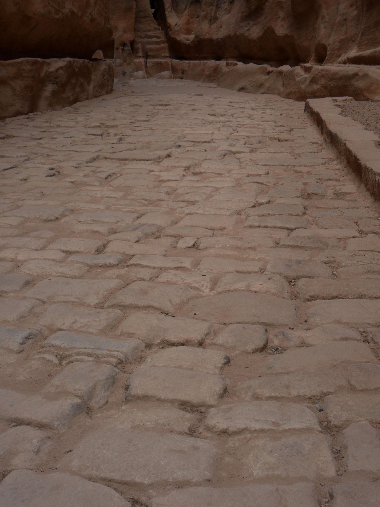 Samsung ES73 / VLUU ES73 /  SL605 sample photo. Petra i. road to the church. photography
