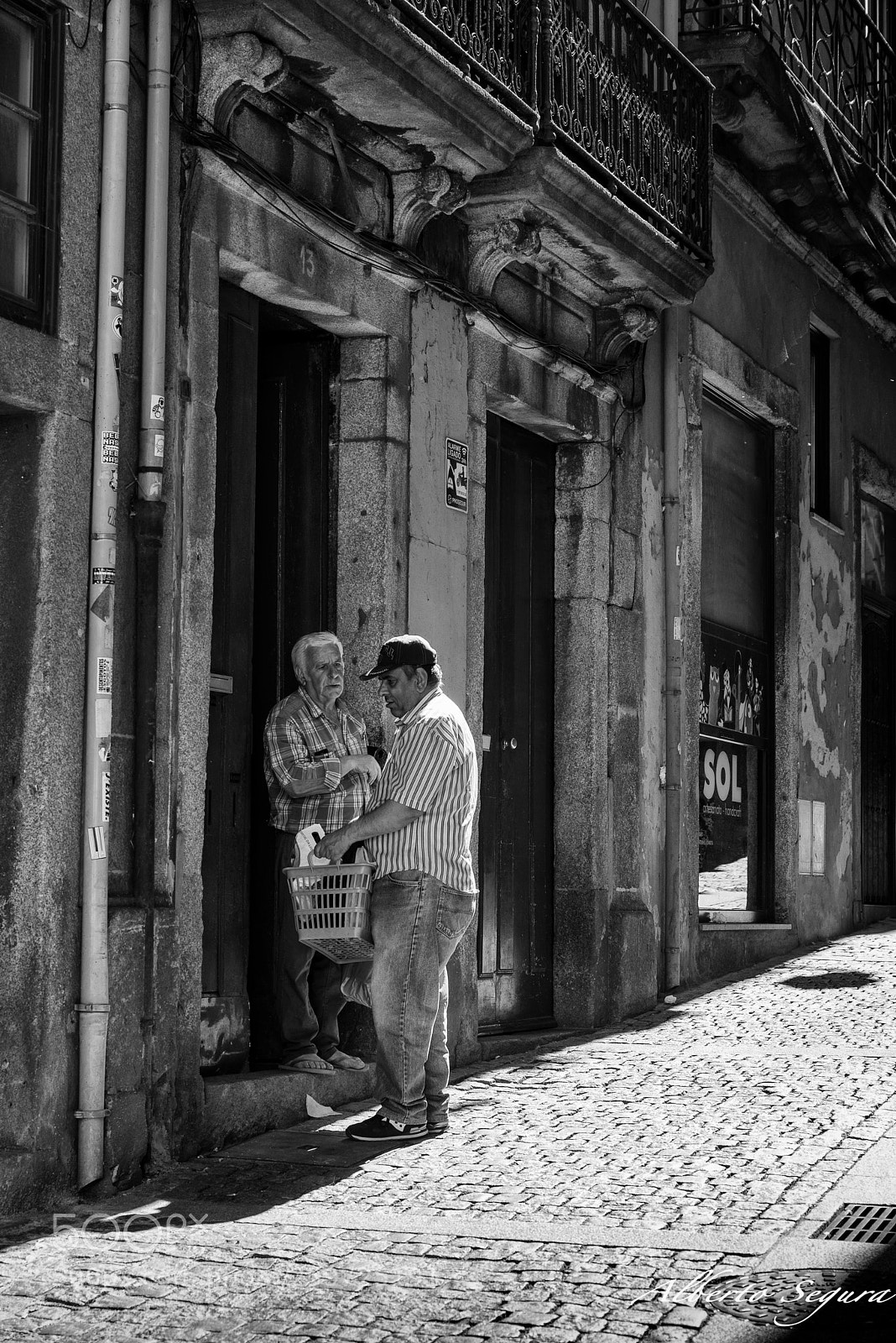 Nikon D610 sample photo. Street people photography