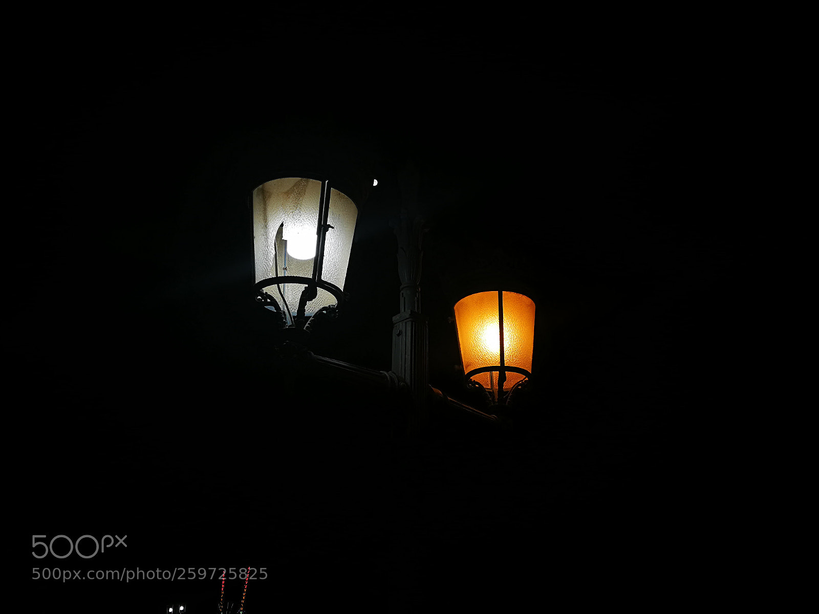 HUAWEI P10 sample photo. Twins lights photography