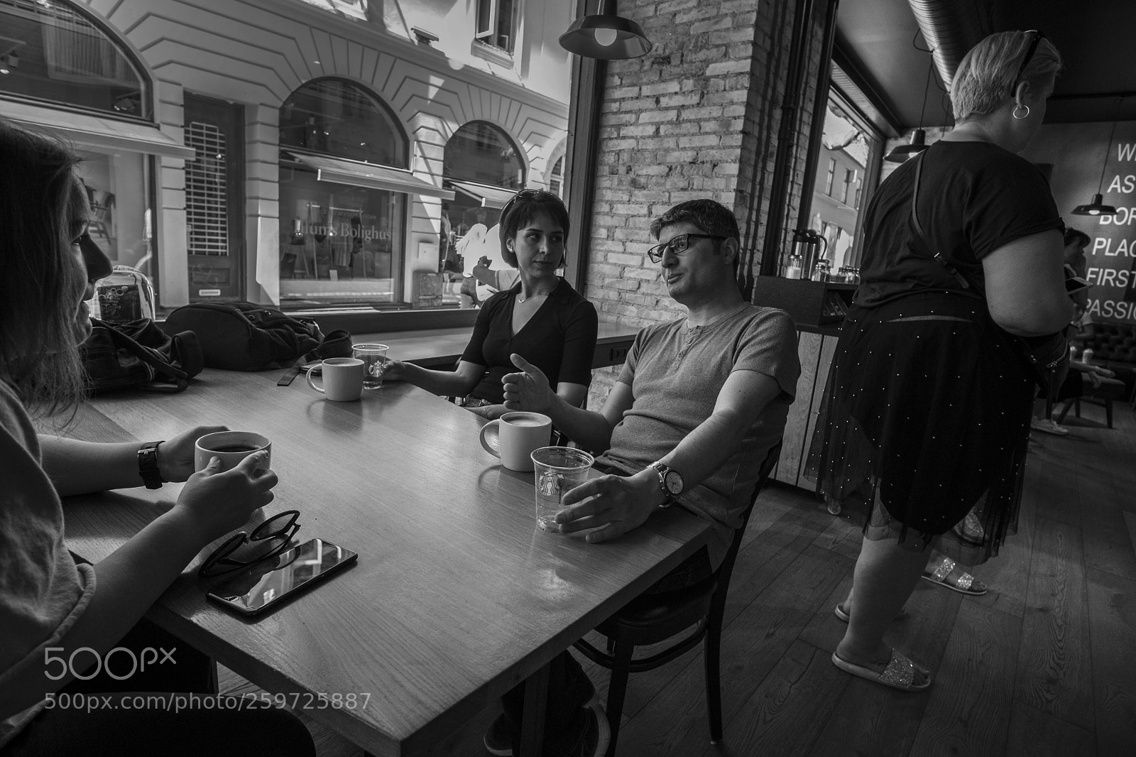 Fujifilm X-T20 sample photo. At the café photography