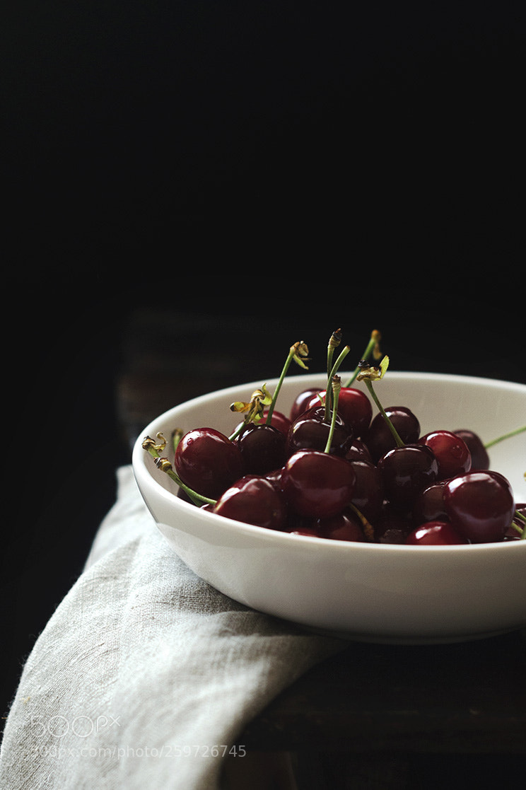 Nikon D5100 sample photo. Cerezas photography