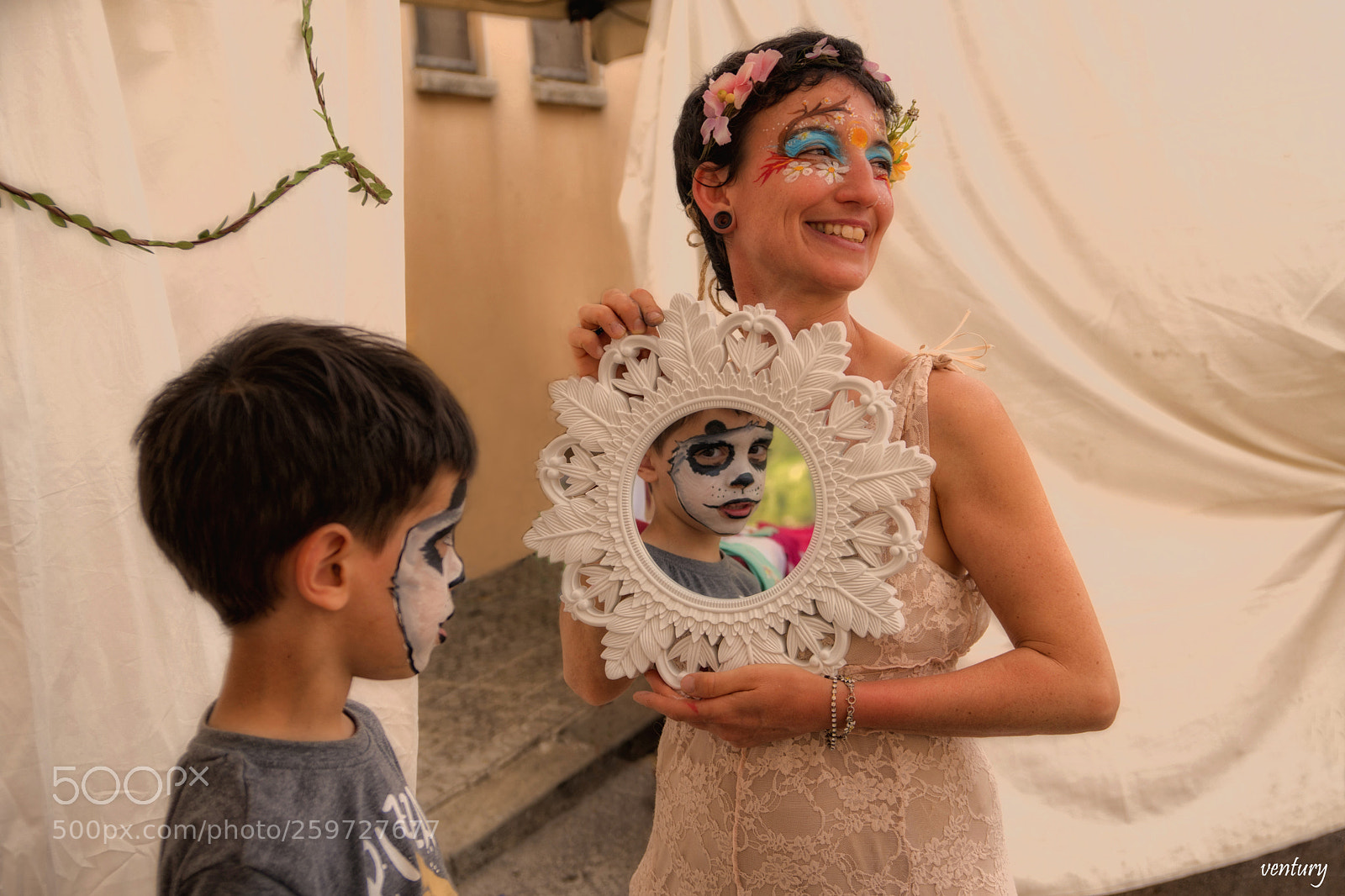Sony a6500 sample photo. Mirror photography