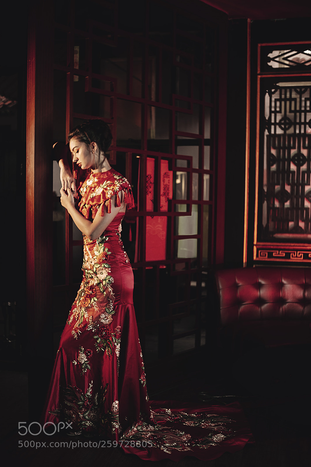 Fujifilm X-Pro2 sample photo. Red concubine photography