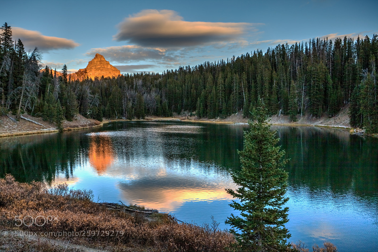 Canon EOS 5D Mark II sample photo. Distant wind river peak photography