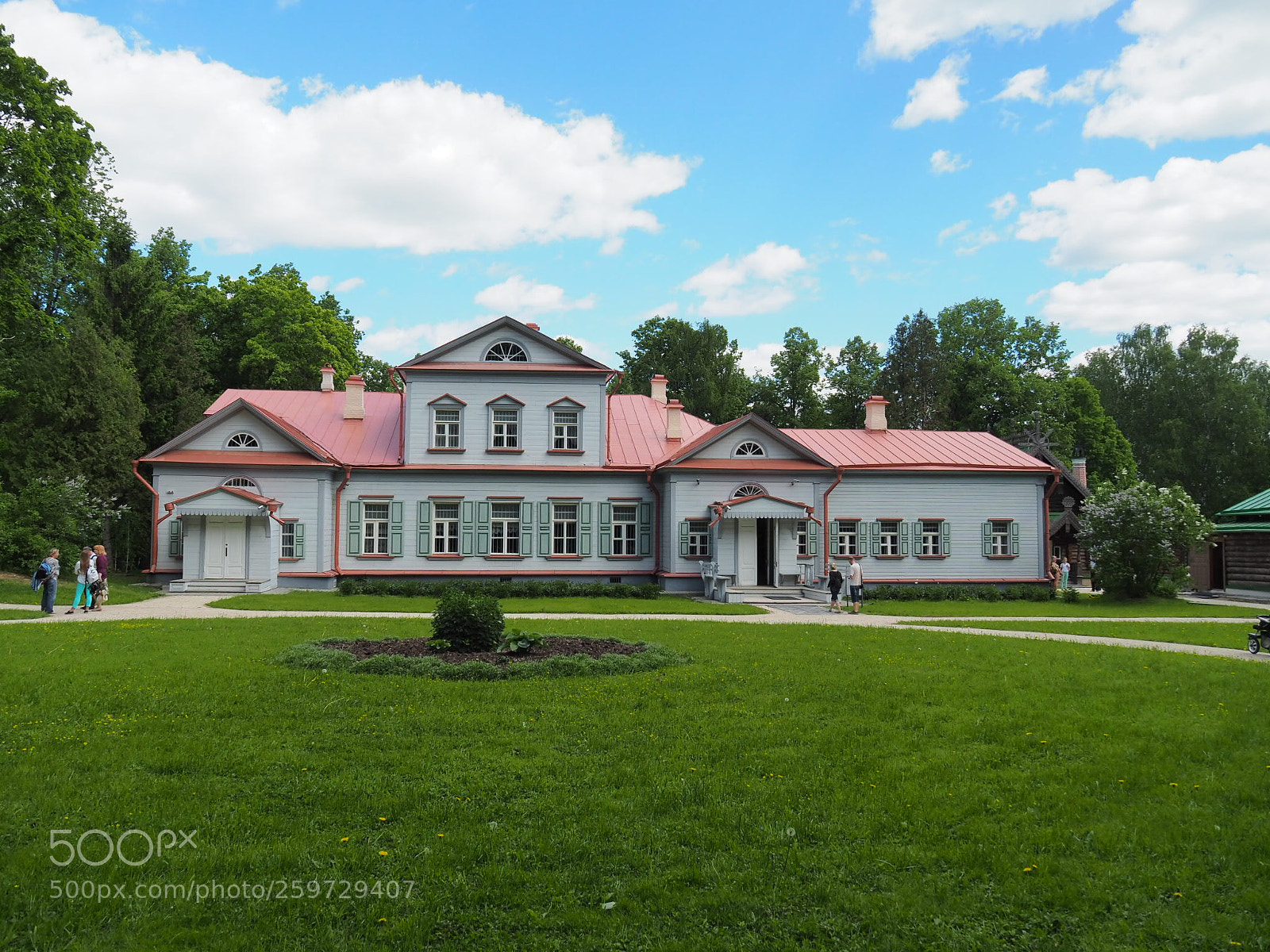 Olympus OM-D E-M10 sample photo. Villa abramtsevo photography