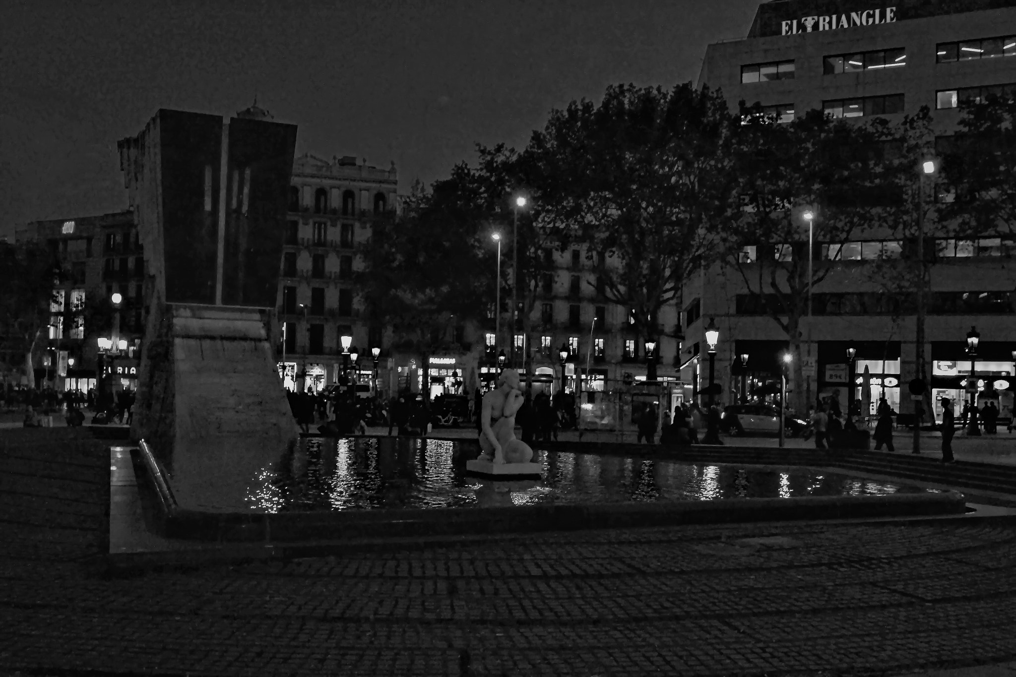 Canon EOS sample photo. Night encounter photography