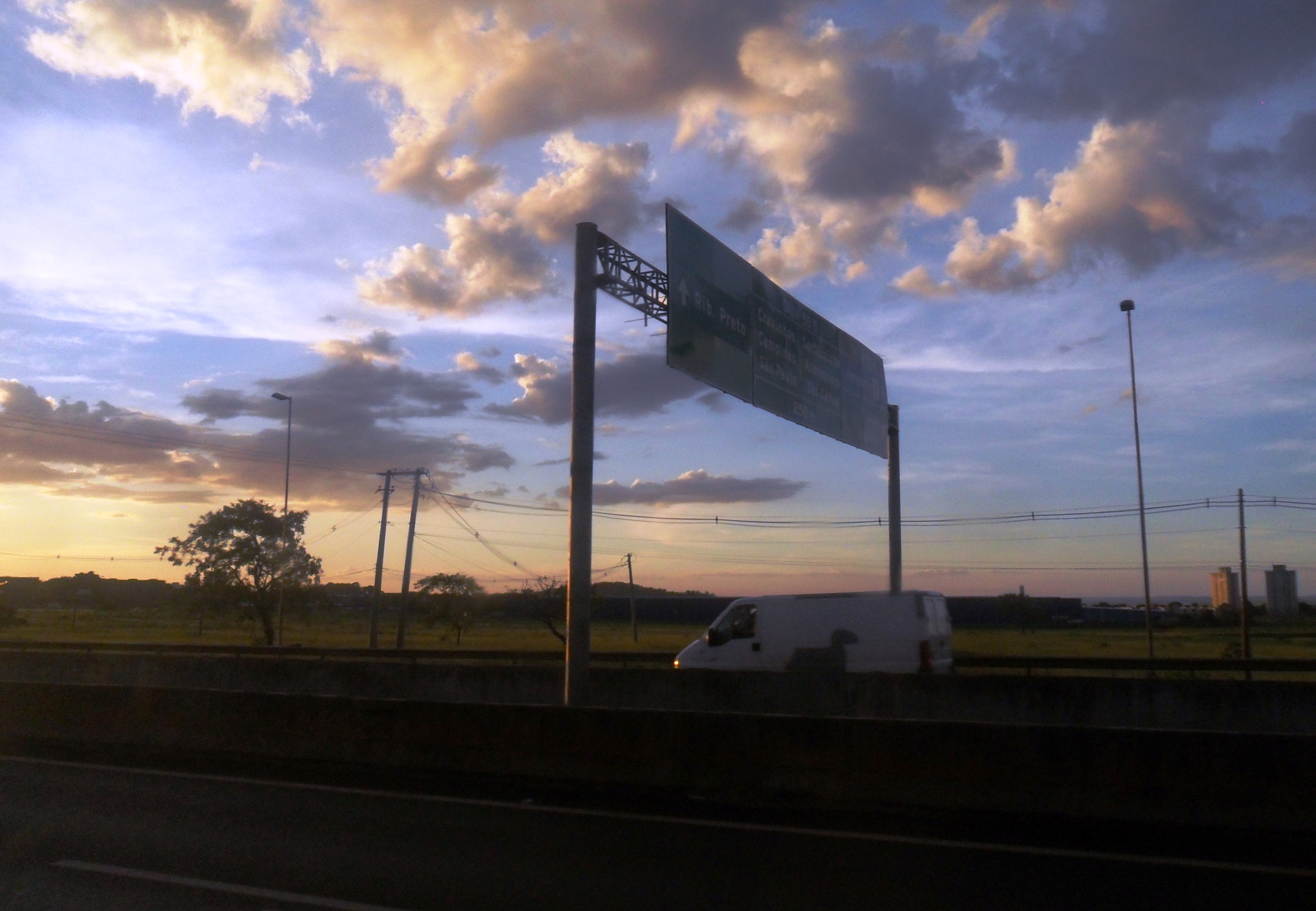 Samsung ES65, ES67 / VLUU ES65, ES67 /  SL50 sample photo. Movimento photography