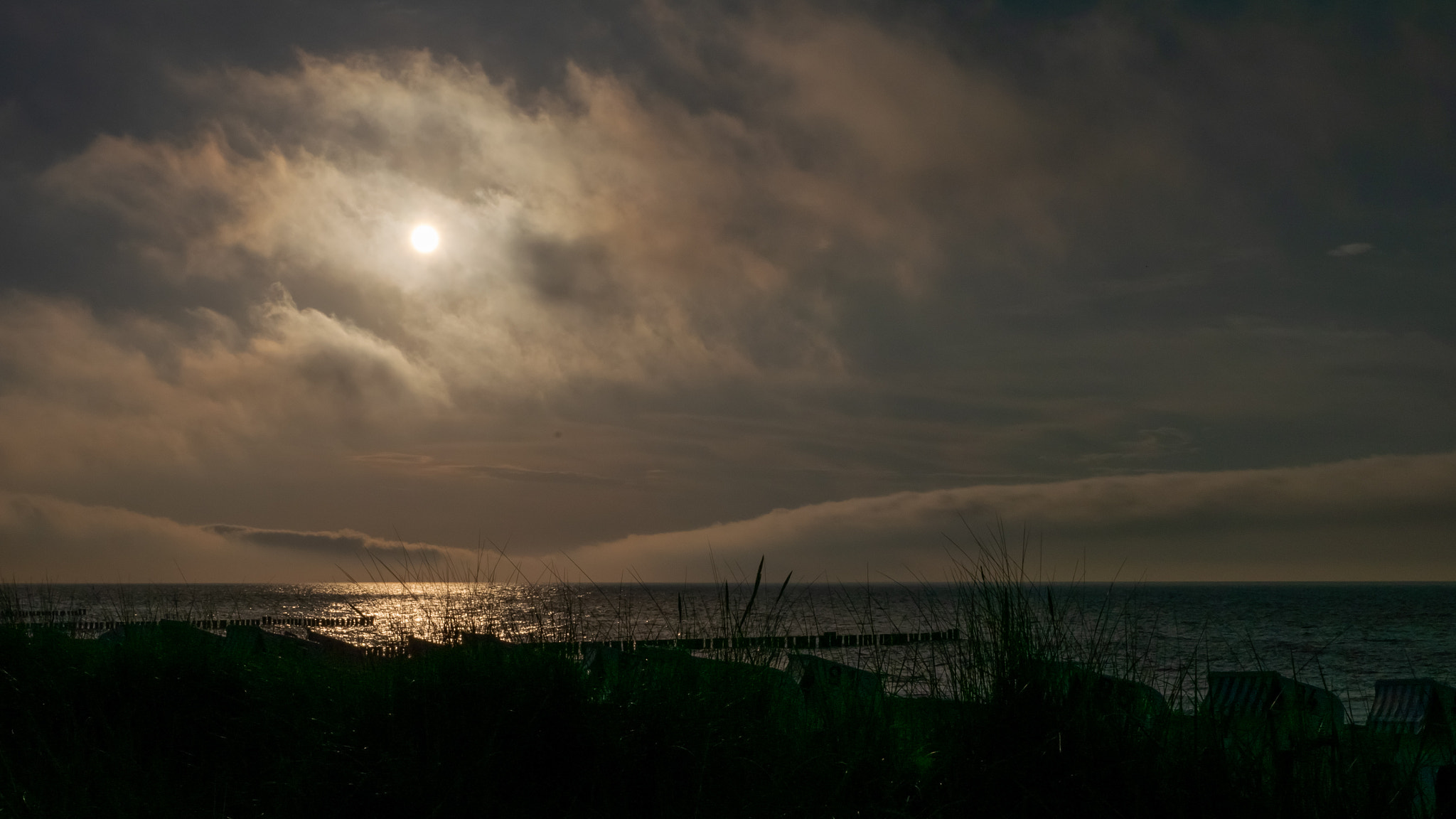 Panasonic Lumix DMC-GM1 sample photo. Abends am meer photography