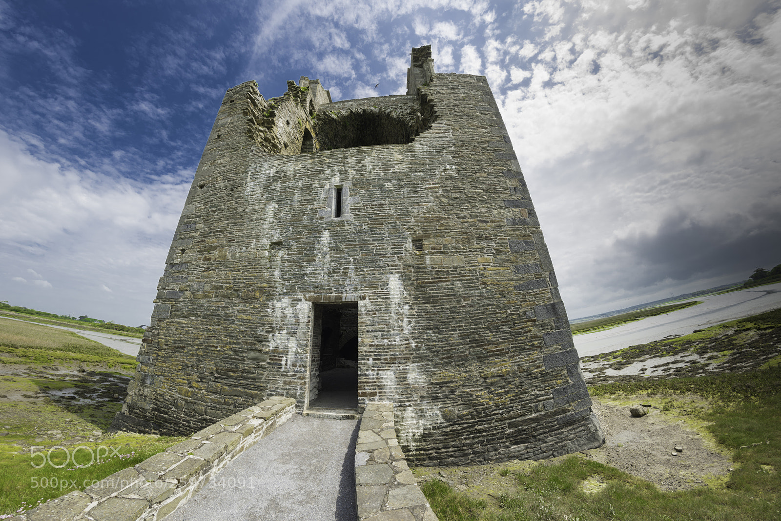 Nikon D810 sample photo. Carrigafoyle castle is a photography