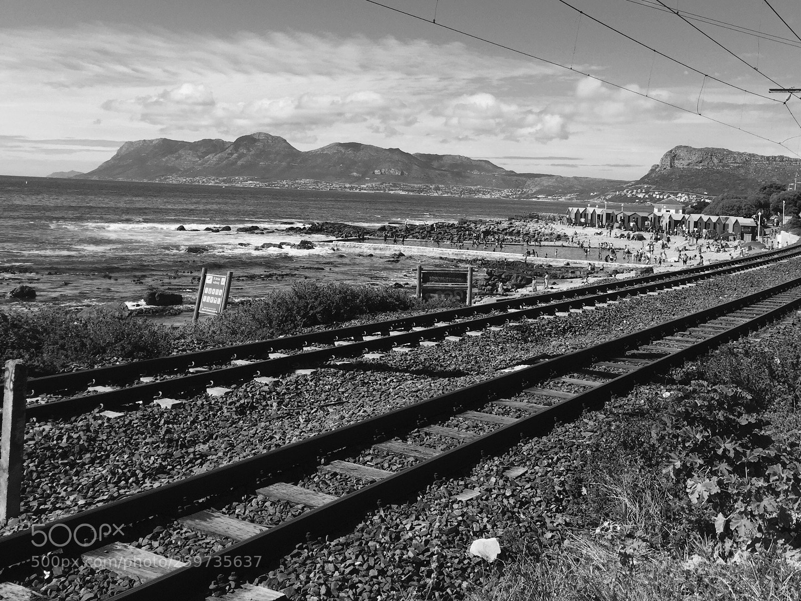 Apple iPhone 6 sample photo. By train photography