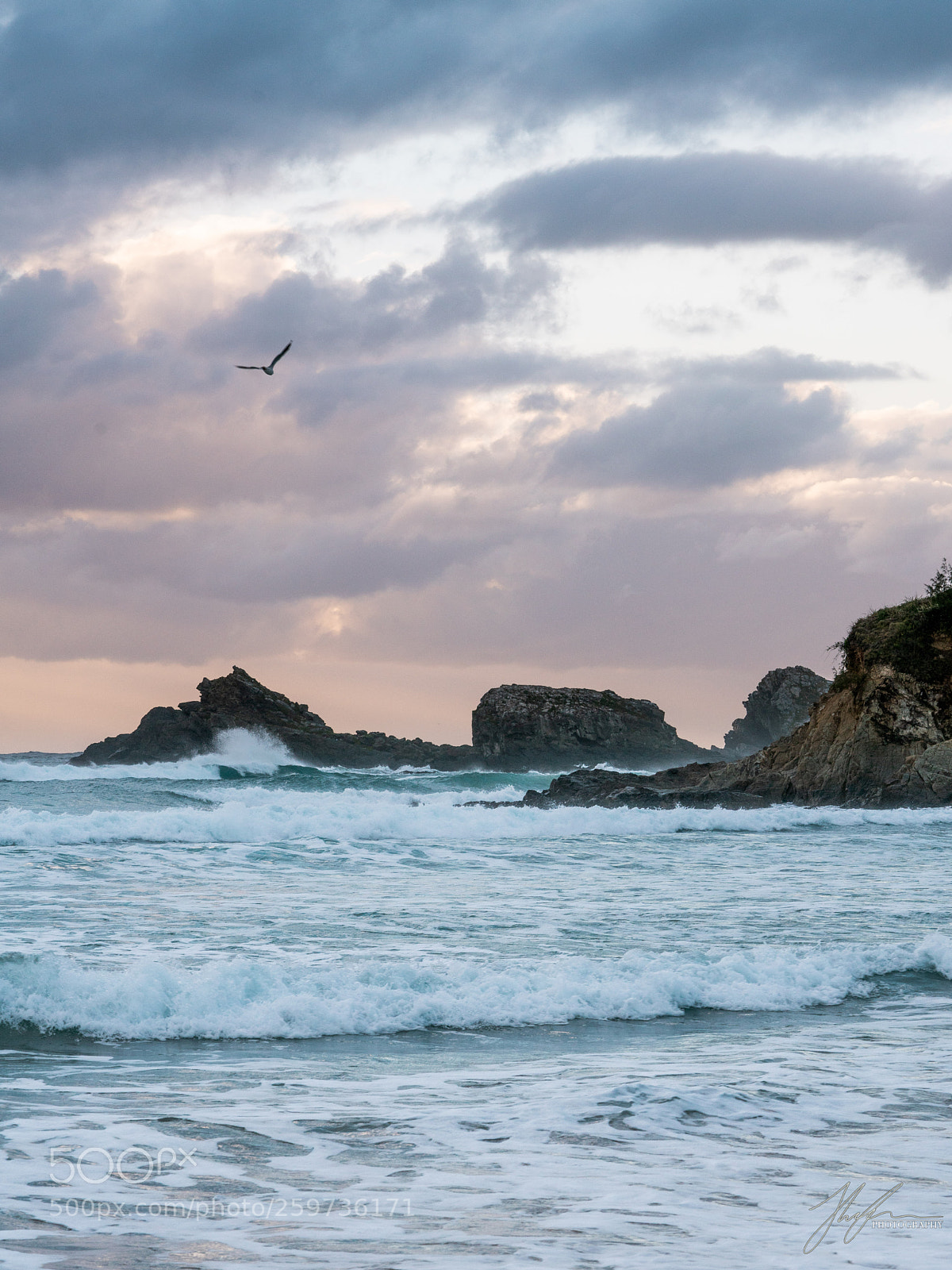Sony a7R II sample photo. Broken head photography