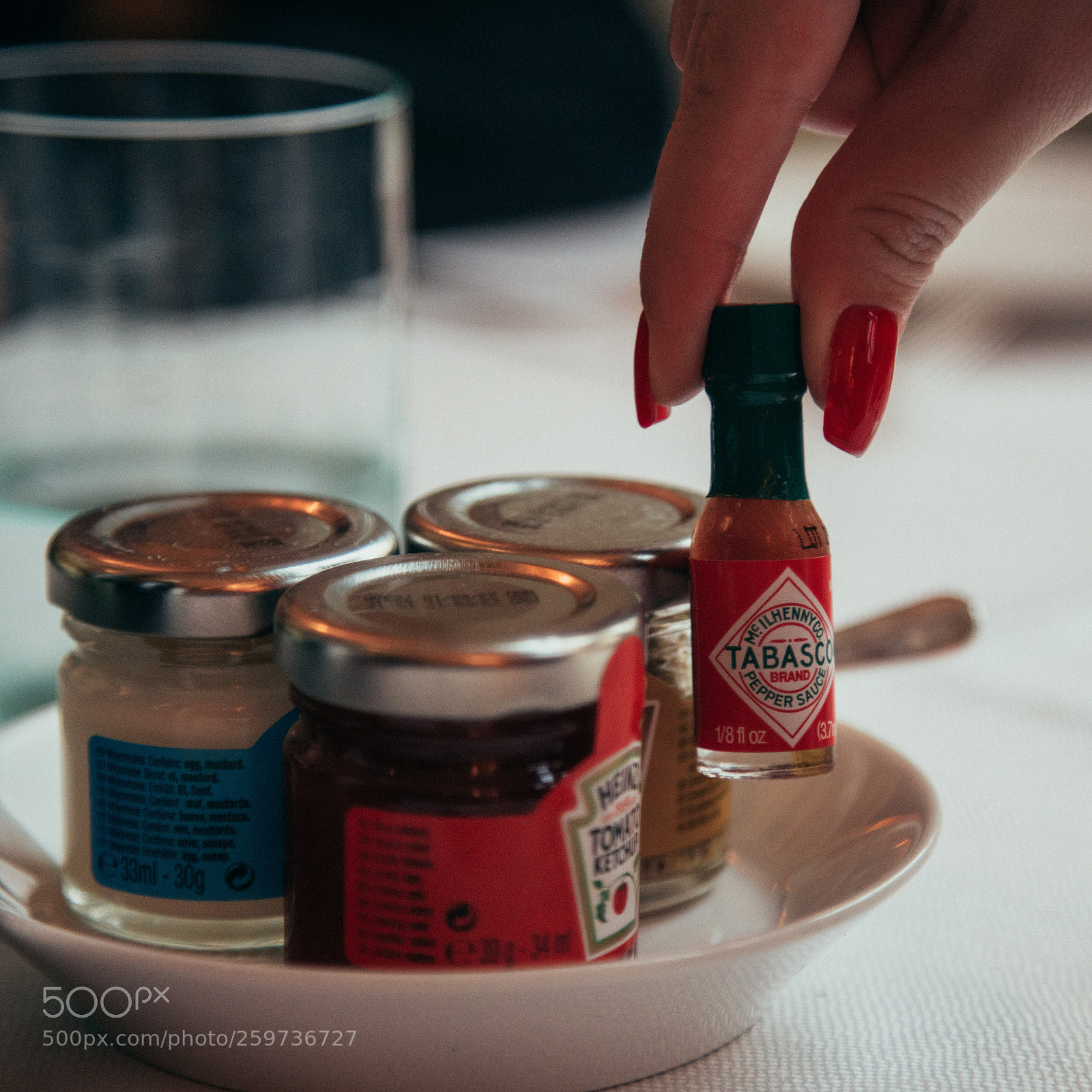 Sony a7R II sample photo. Tiny tabasco photography