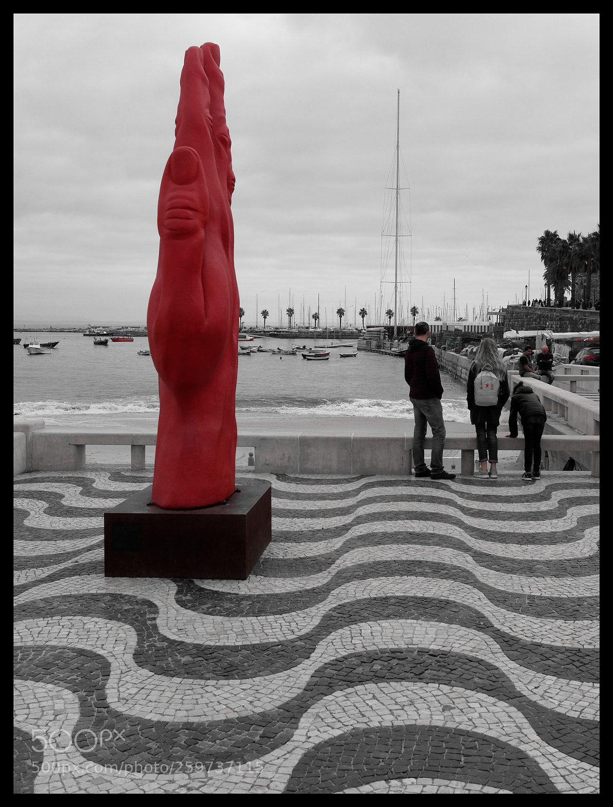 Panasonic Lumix DMC-GX7 sample photo. Red hand photography
