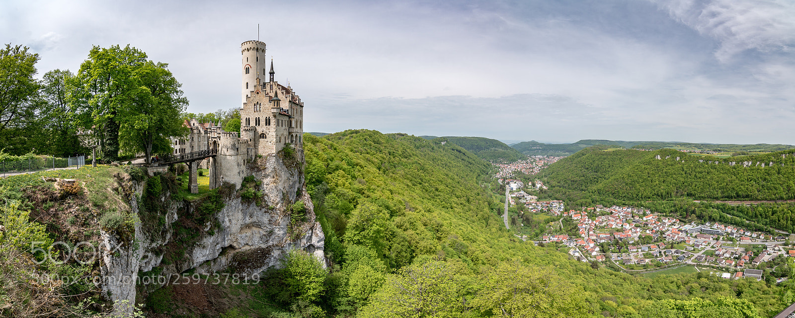 Sony ILCA-77M2 sample photo. Schloss lichtenstein photography
