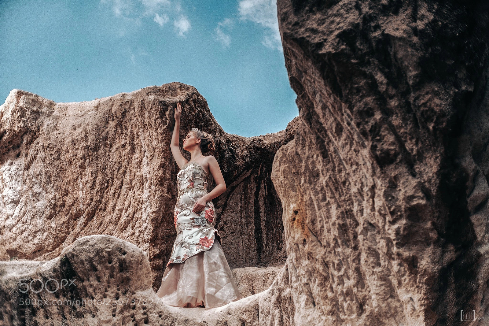 Fujifilm X-Pro2 sample photo. Red cliff photography
