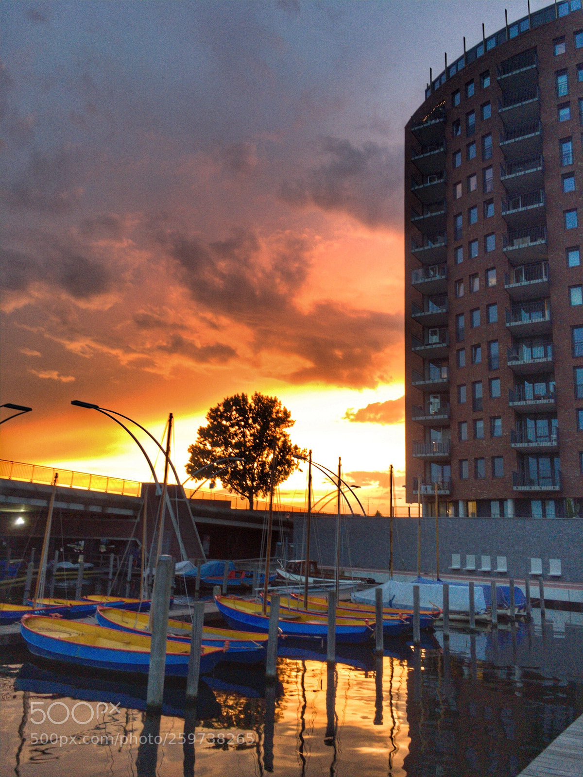 Apple iPhone 6s Plus sample photo. Ondergaande zon photography