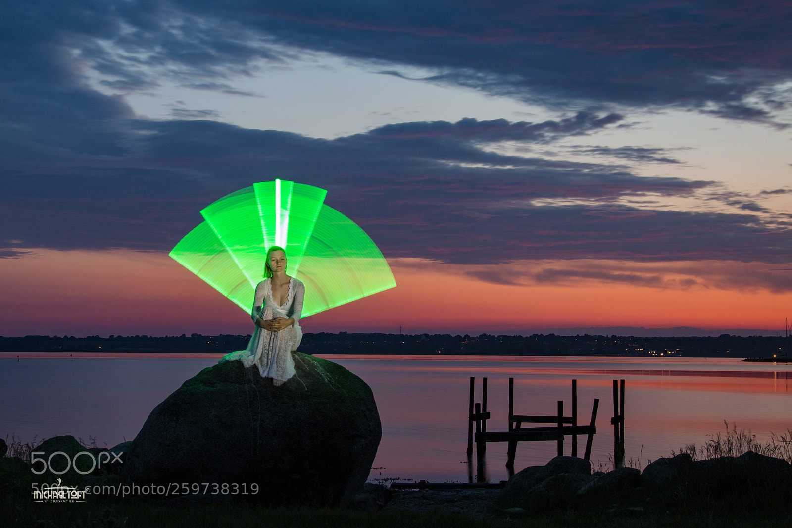 Canon EOS 70D sample photo. Light paint photography