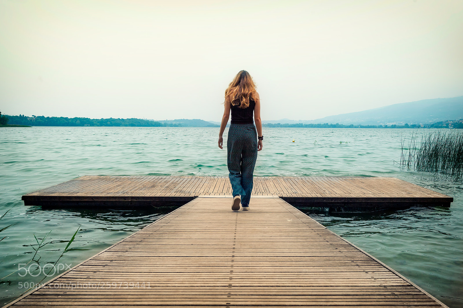 Canon EOS 5D Mark II sample photo. Young girl modeling on photography