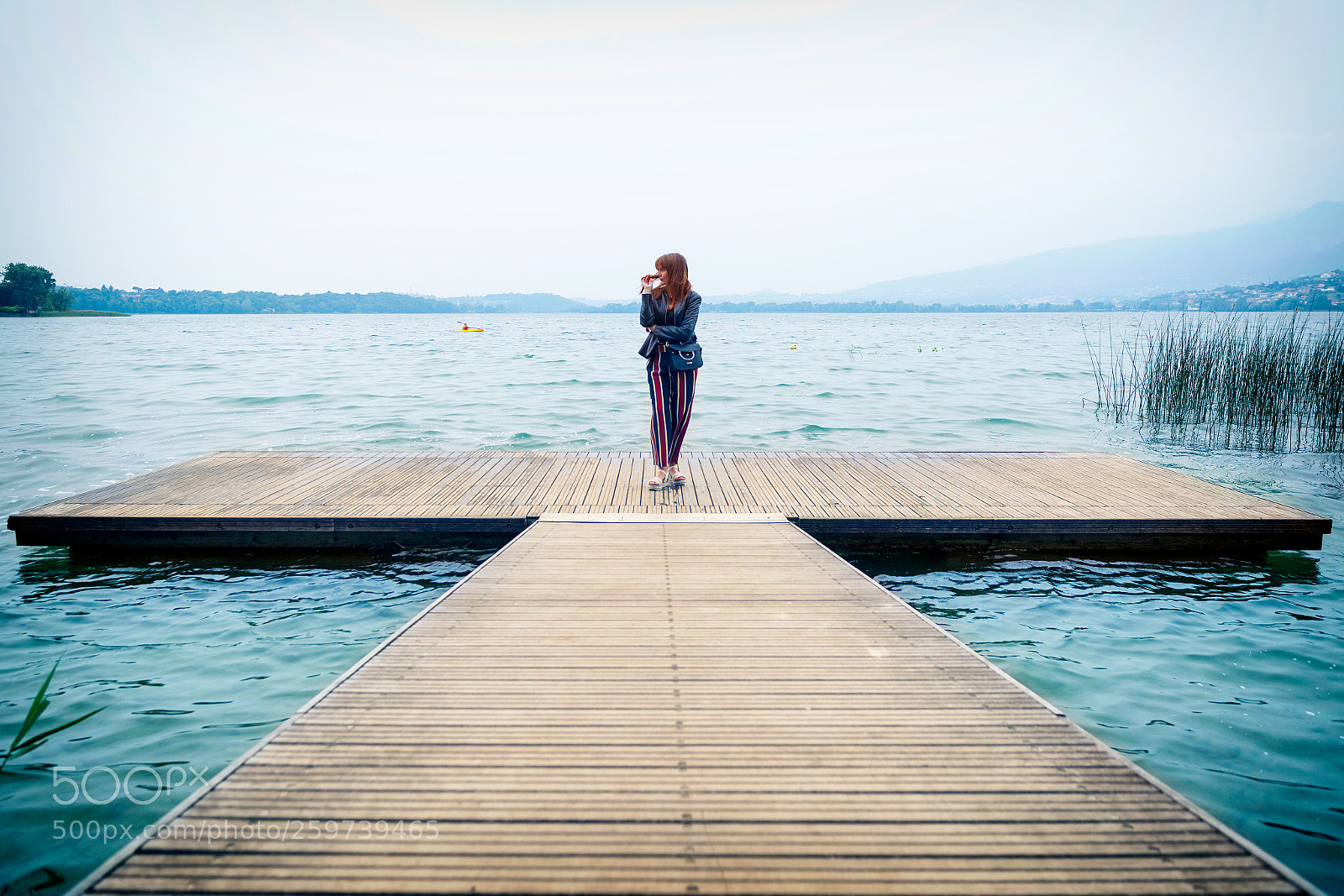 Canon EOS 5D Mark II sample photo. Young girl modeling on photography