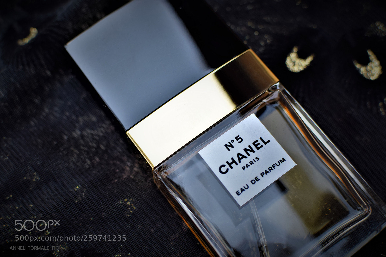 Nikon D5300 sample photo. Chanel 5 photography