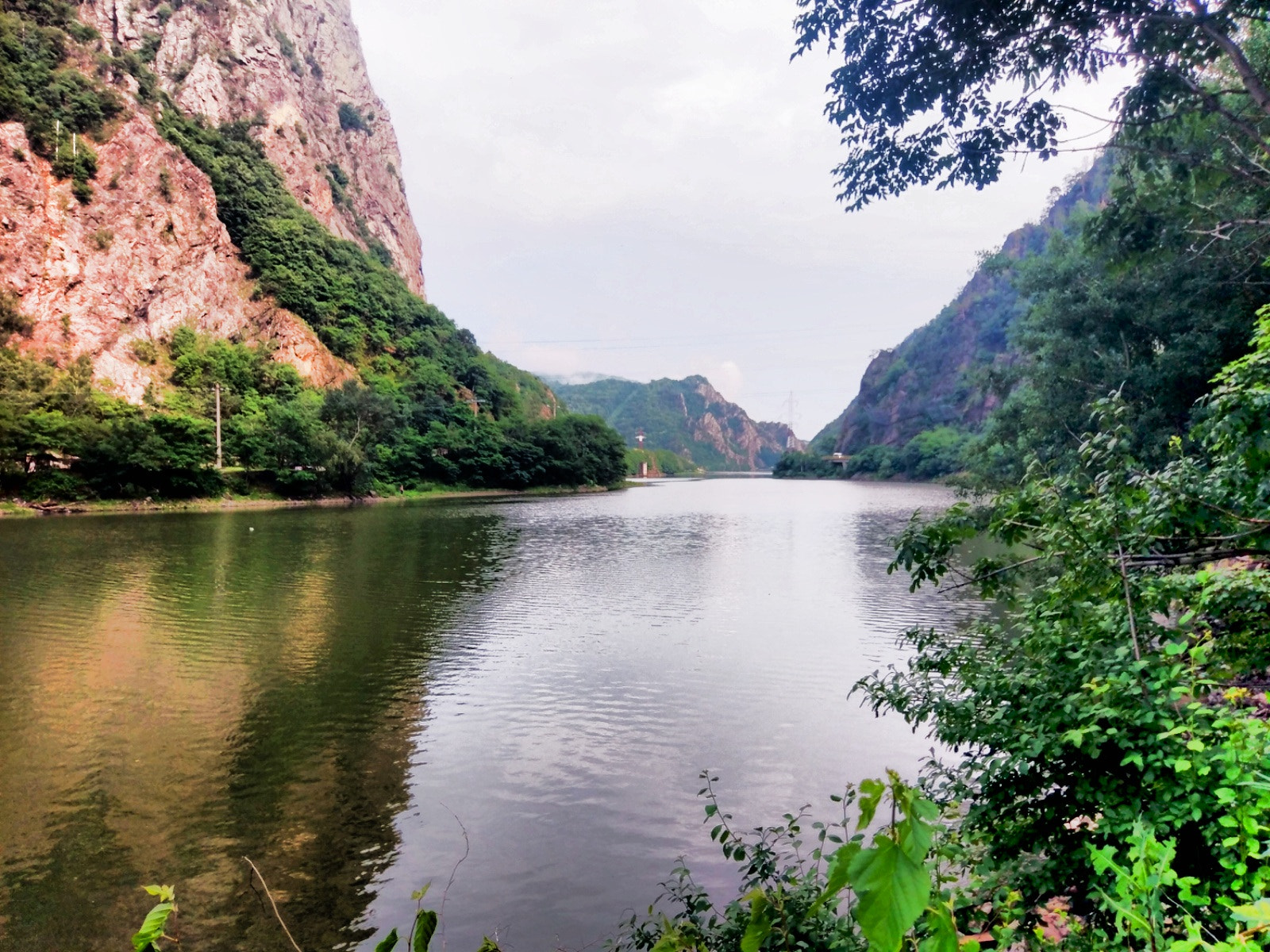 HTC 10 sample photo. Olt river ( romania ) photography
