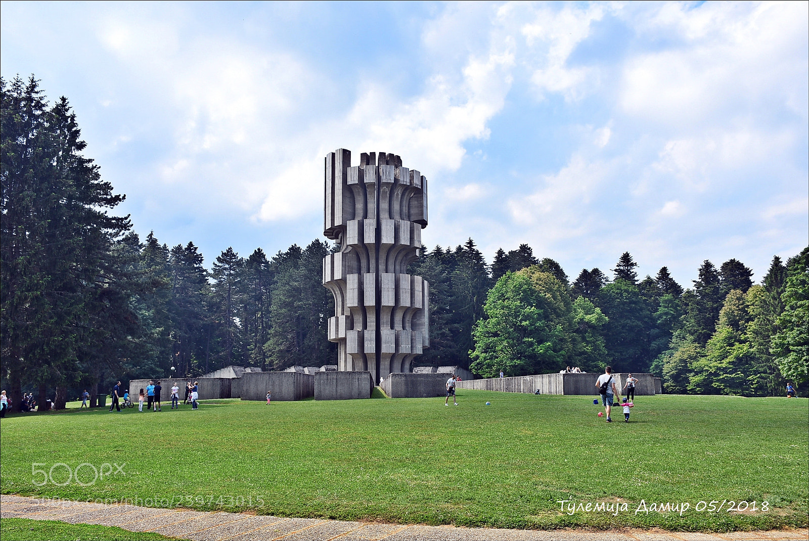 Nikon D7200 sample photo. Mrakovica,spomenik na kozari photography