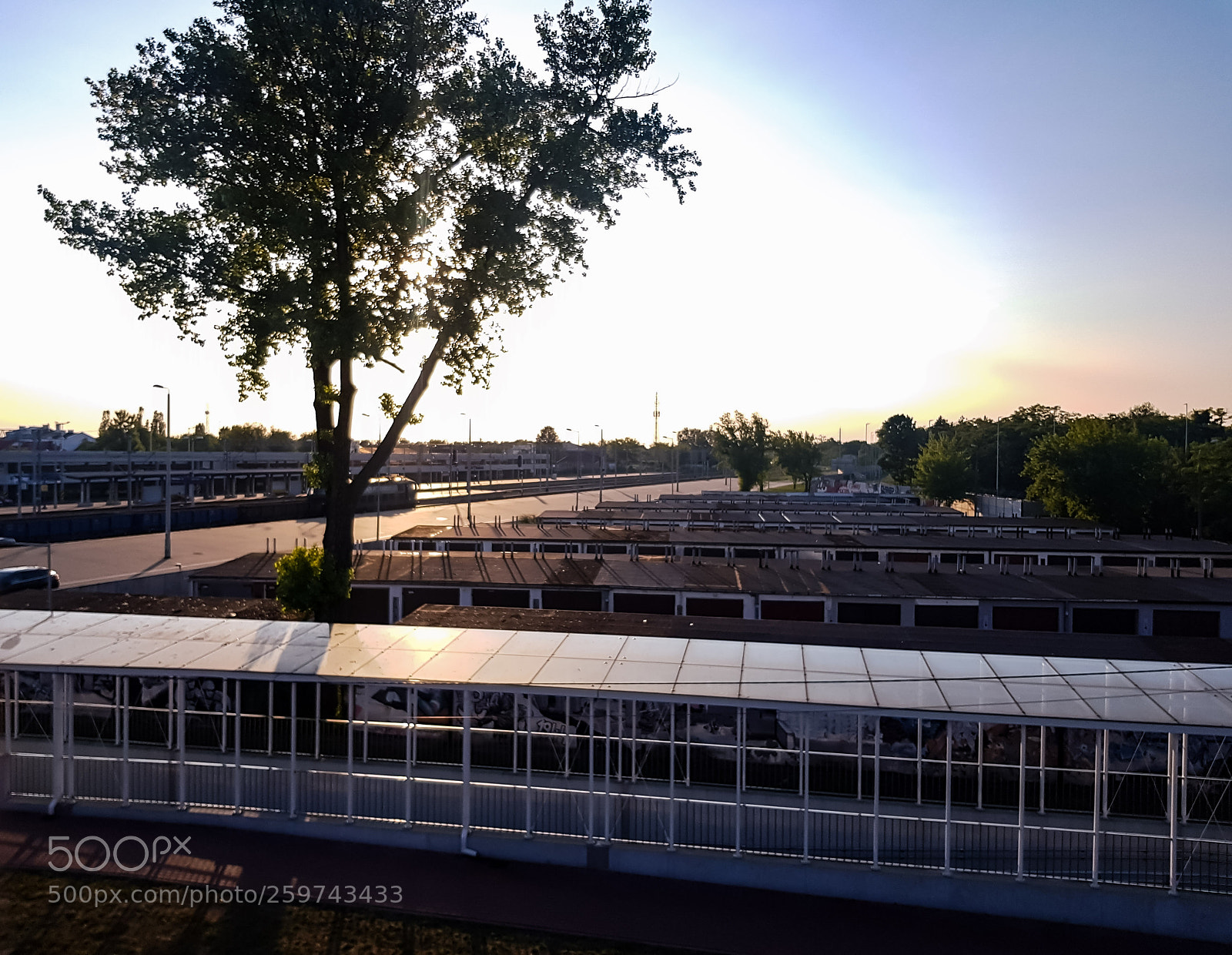 Samsung Galaxy S8 sample photo. Railway to heaven photography