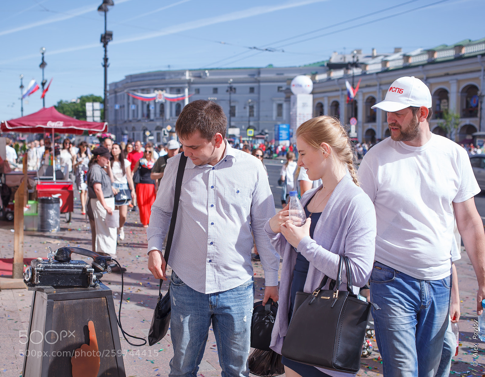 Canon EOS 5D Mark II sample photo. Spb streets photography