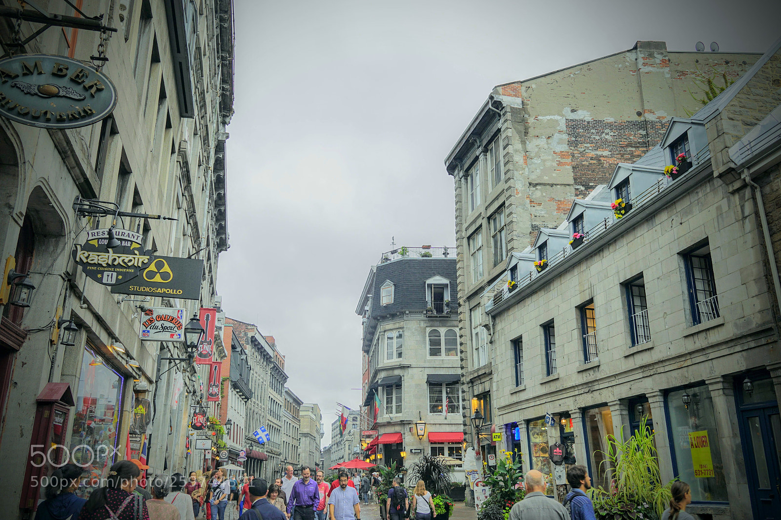 Sony a6300 sample photo. Old montreal photography