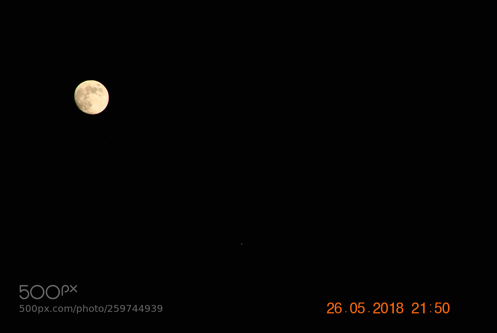 Nikon D3000 sample photo. Moon photography