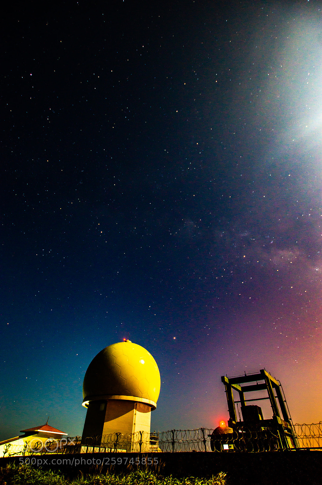 Sony SLT-A55 (SLT-A55V) sample photo. Radar and starry sky photography