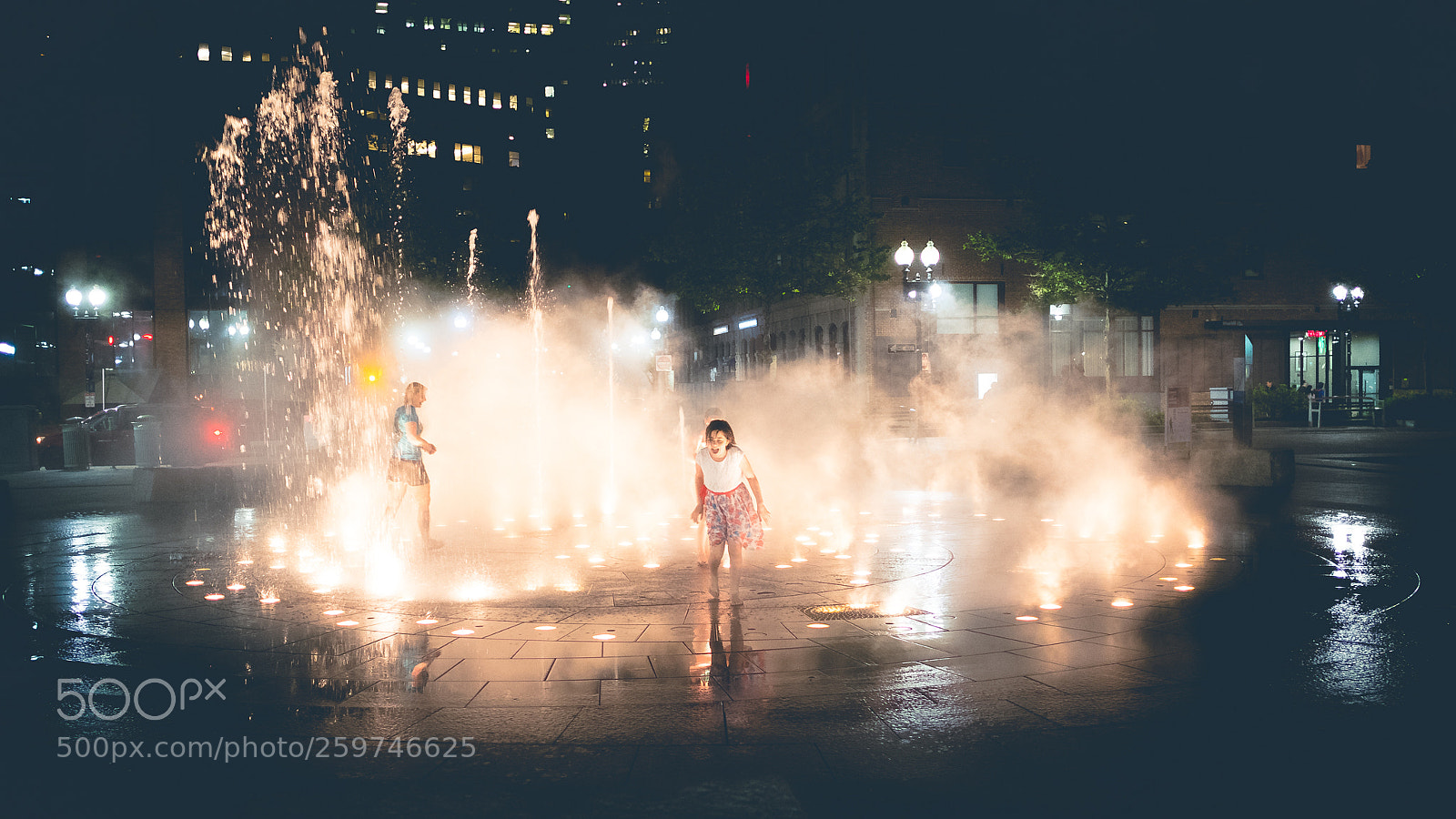 Fujifilm X-T2 sample photo. Children running in city photography