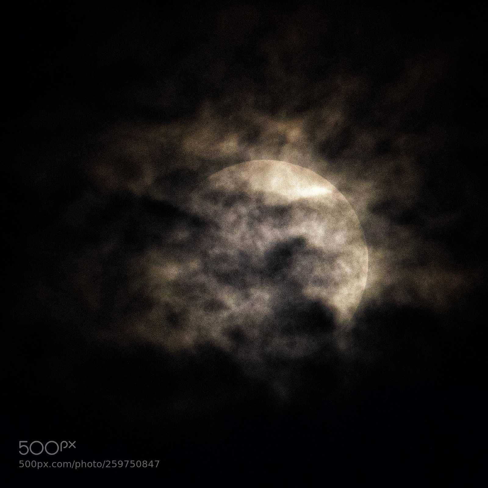 Pentax K-3 II sample photo. Full cloudy moon photography
