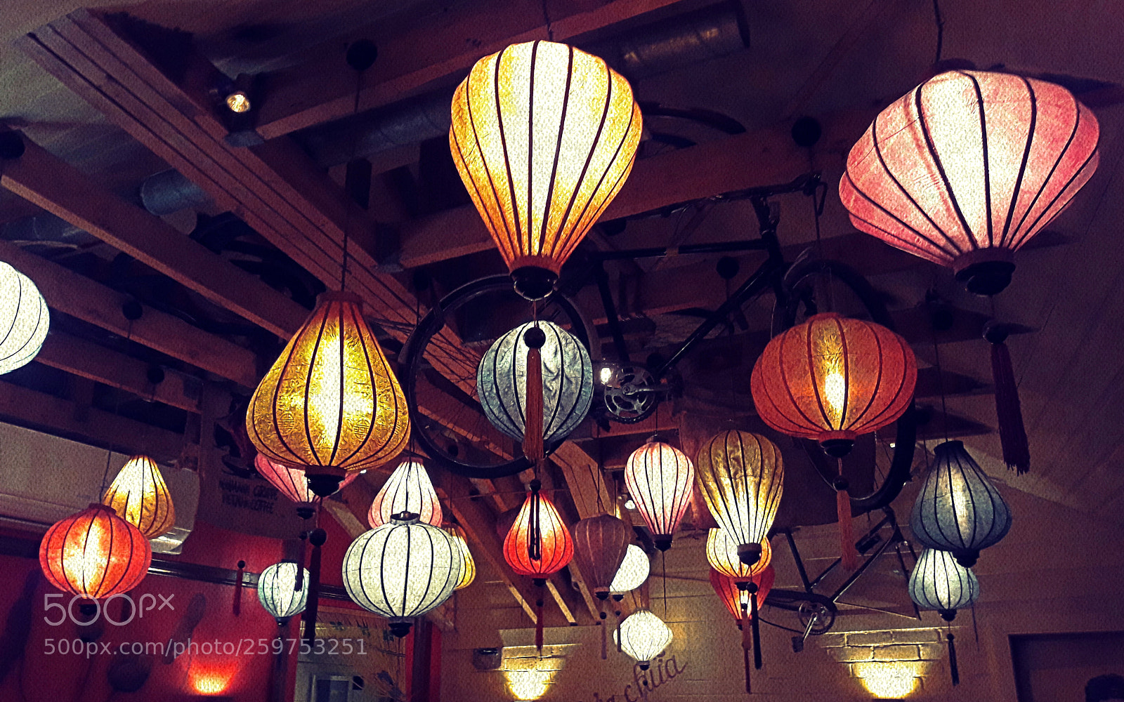 Samsung Galaxy J7 sample photo. Vietnamese lanterns photography