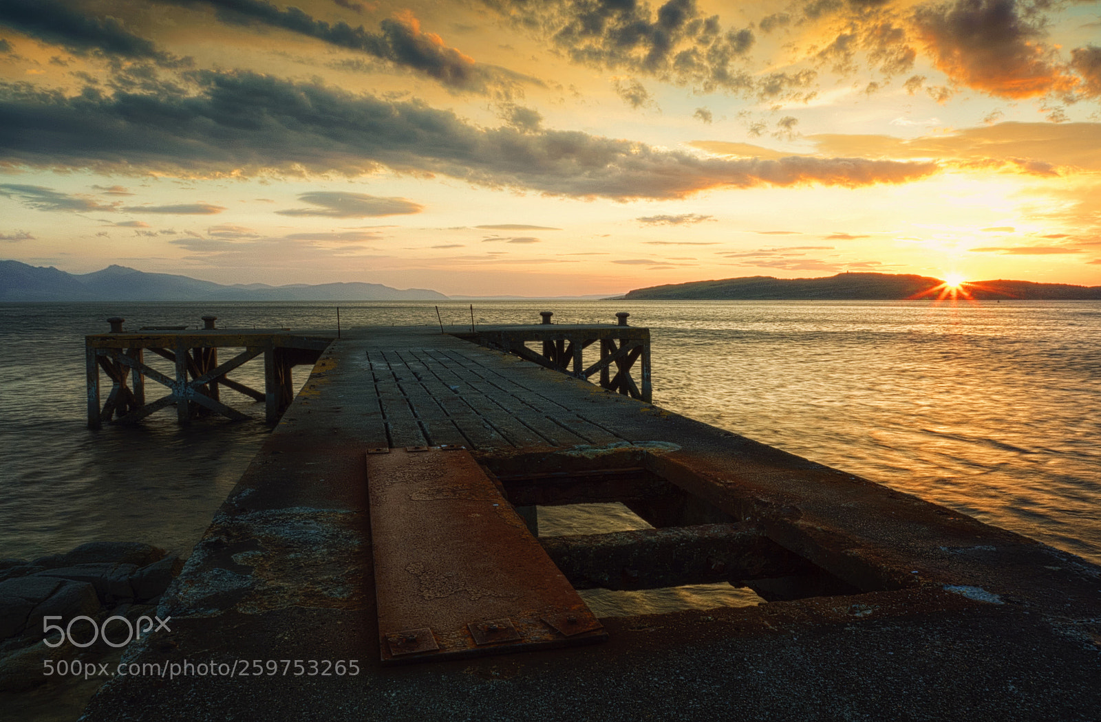 Olympus OM-D E-M5 II sample photo. Portencross pier scotland sunset photography