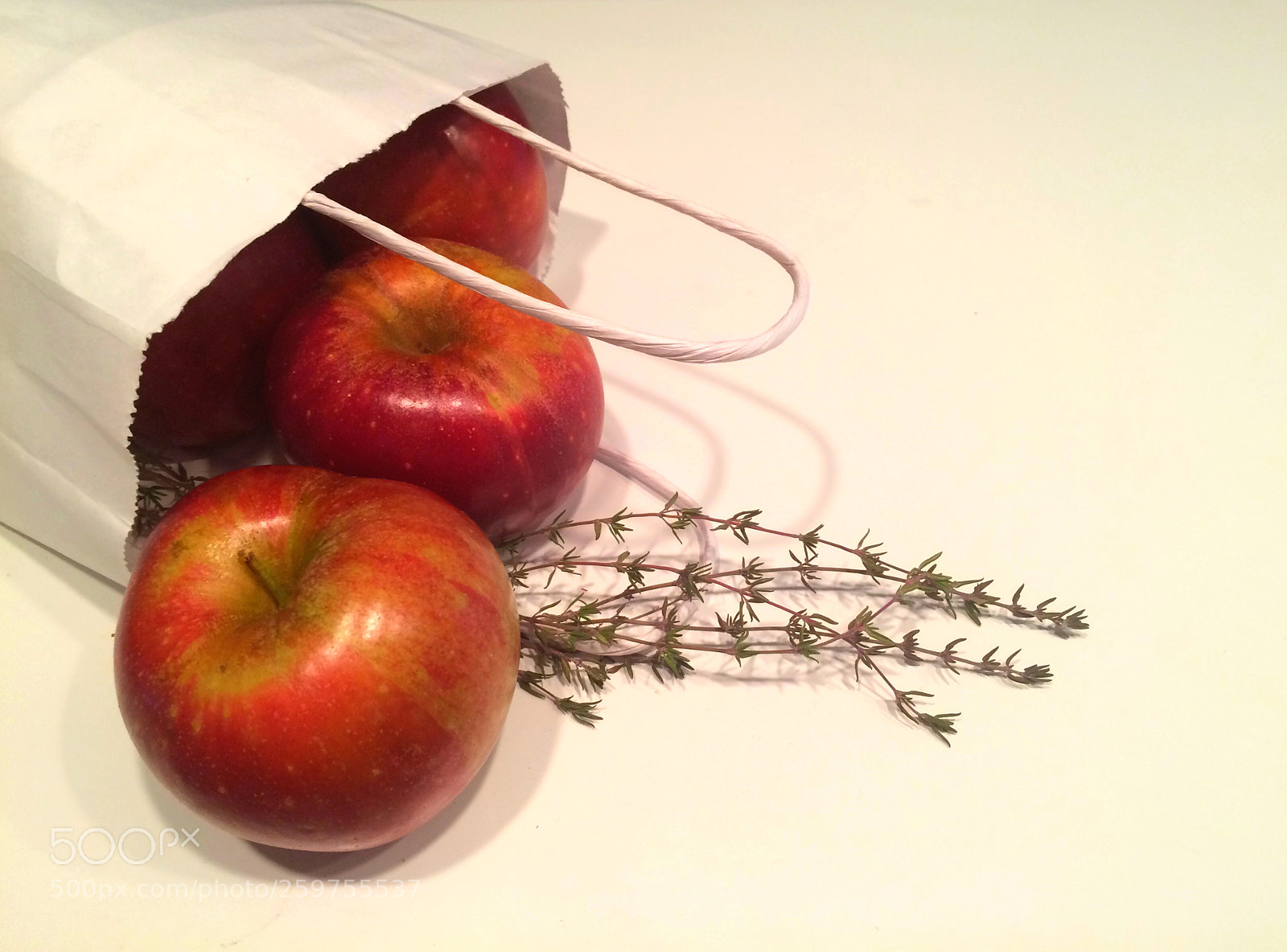 Apple iPhone 5s sample photo. Apples and thyme photography
