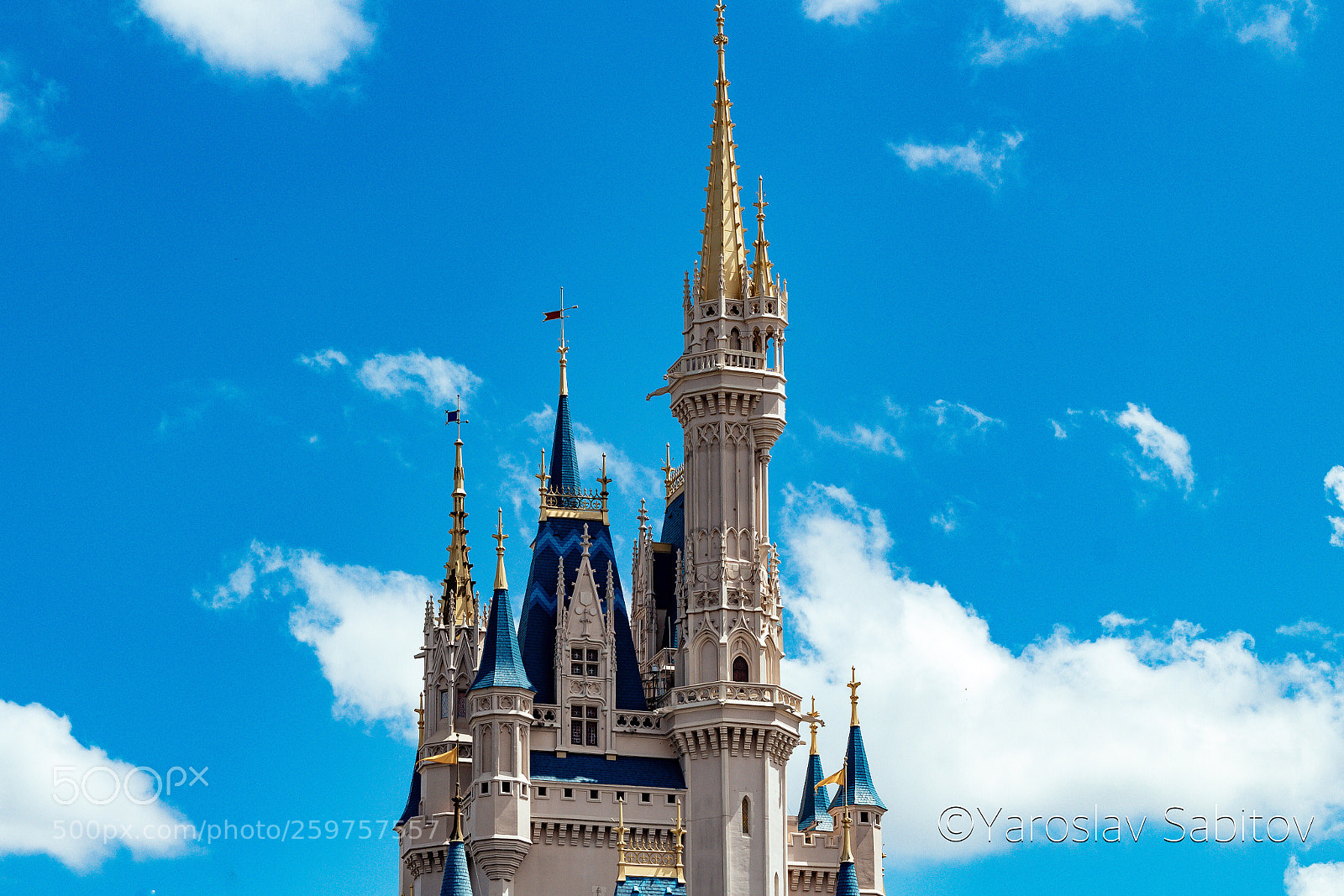 Canon EOS 1300D (EOS Rebel T6 / EOS Kiss X80) sample photo. Magic kingdom castle  photography