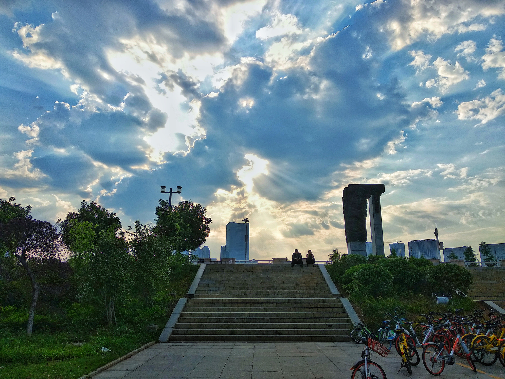 Xiaomi Redmi 5 Plus sample photo. Sky photography