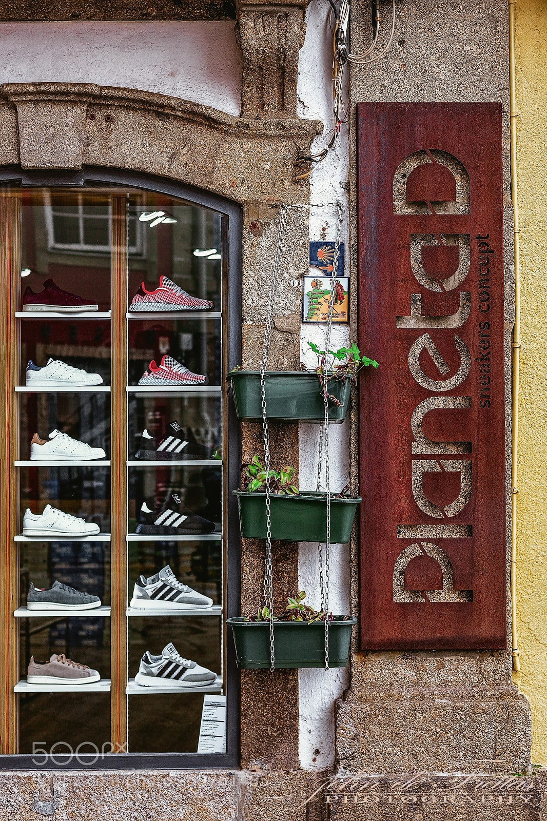 Canon EOS 5D Mark II sample photo. Adidas photography