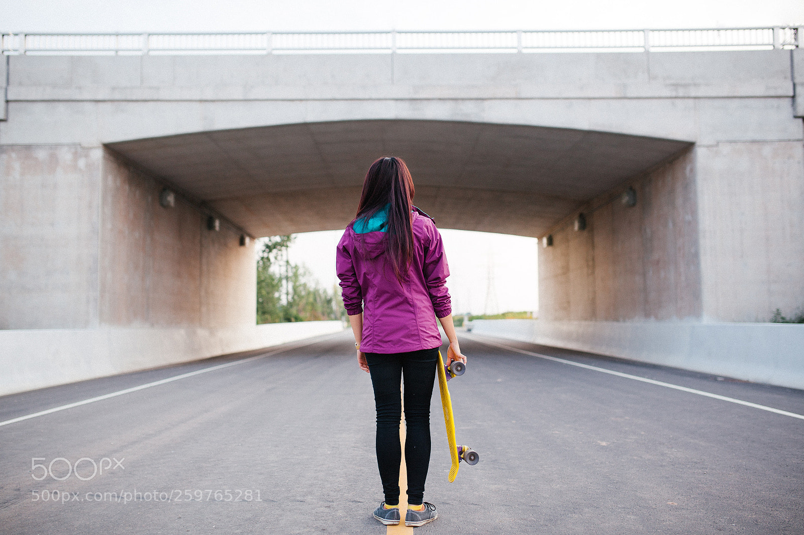 Canon EOS 5D Mark II sample photo. Going for a skate photography