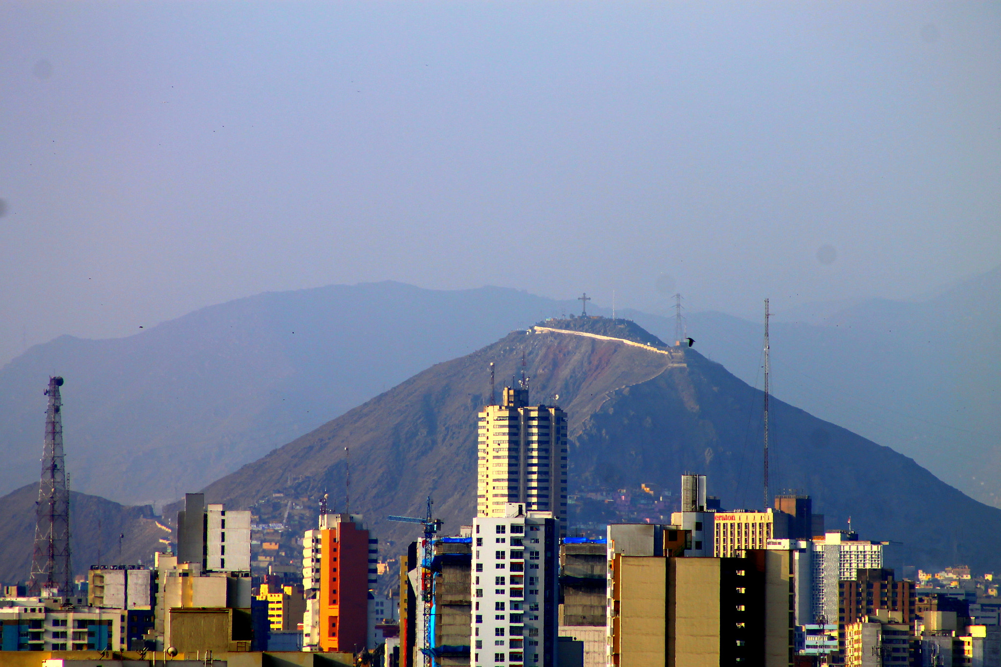 Canon EF 75-300mm f/4-5.6 sample photo. Lima, peru photography