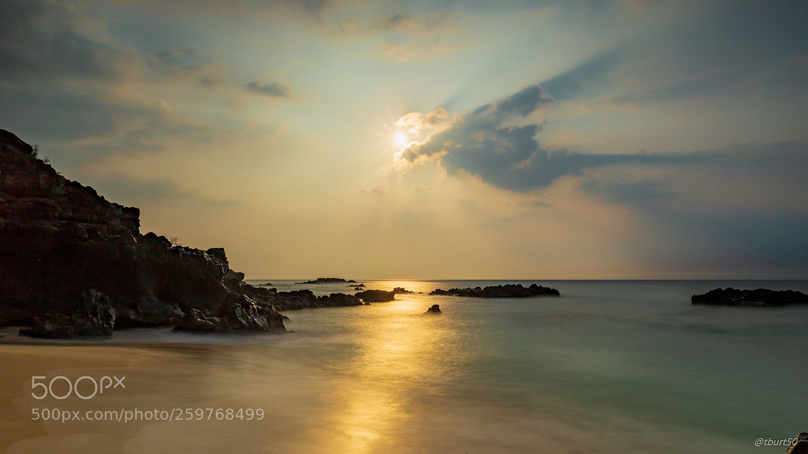 Canon EOS 6D sample photo. Waimea bay sunset photography