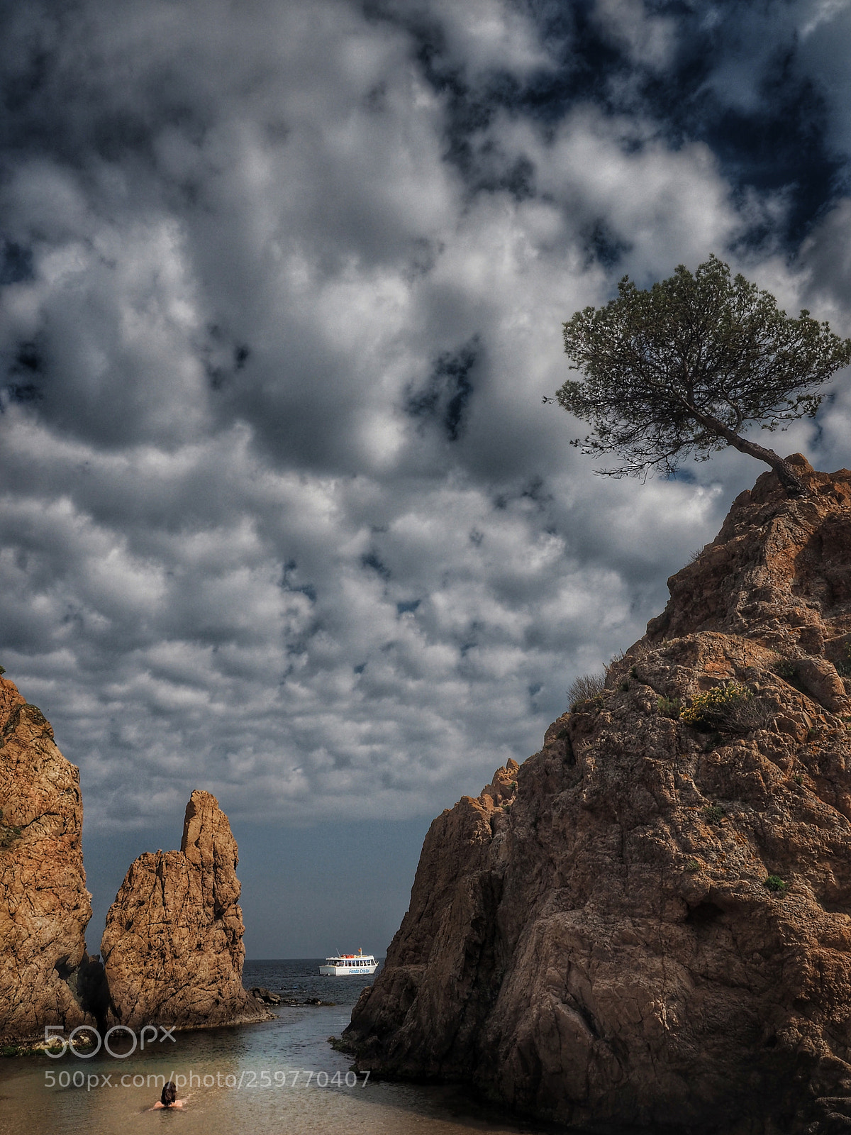 Olympus OM-D E-M5 II sample photo. Relaxing place photography