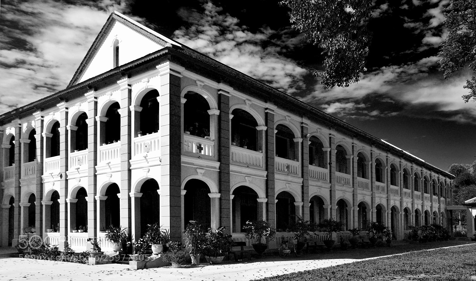 Nikon D90 sample photo. Ancient building photography