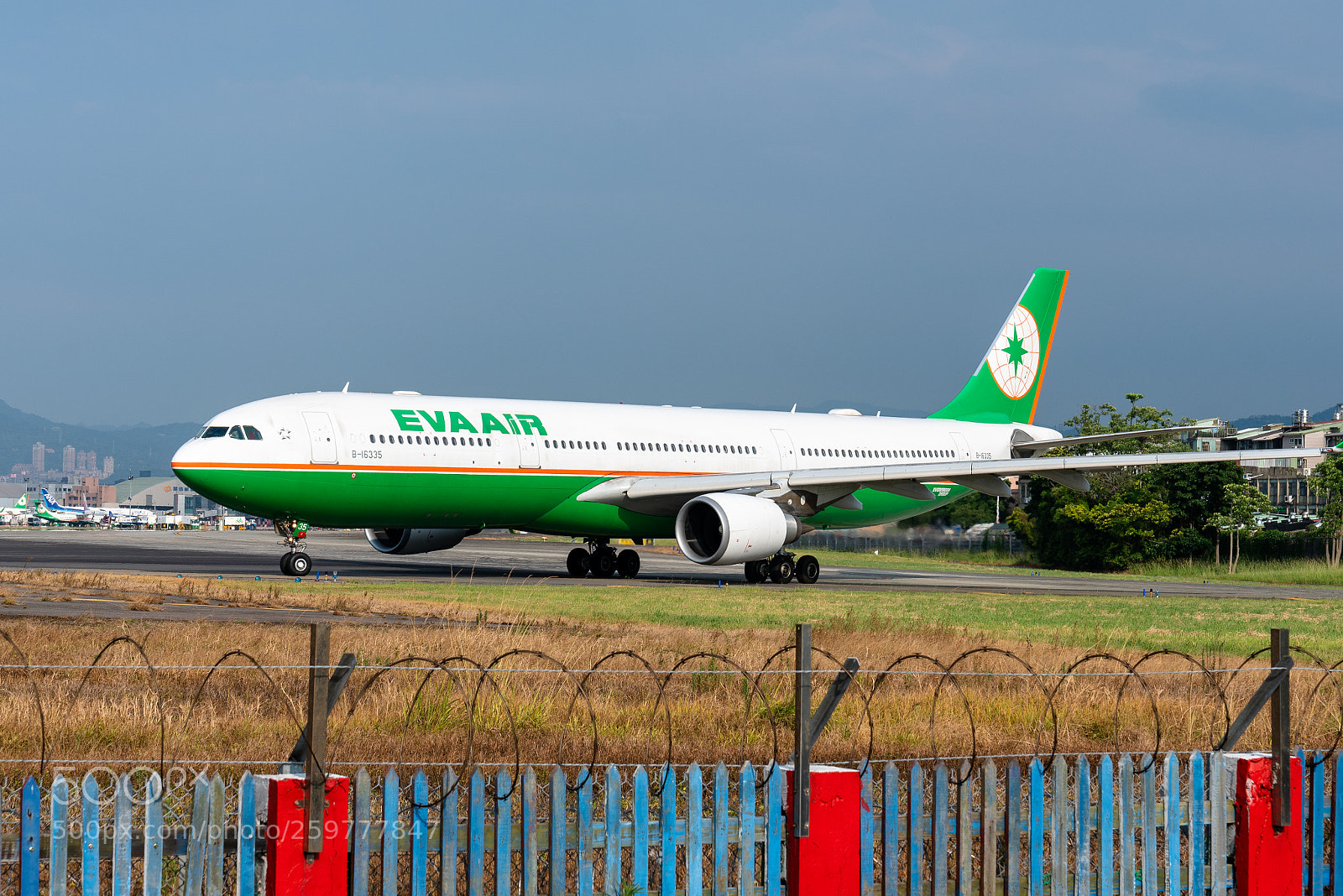 Sony a7R II sample photo. Airbus a330-300 photography