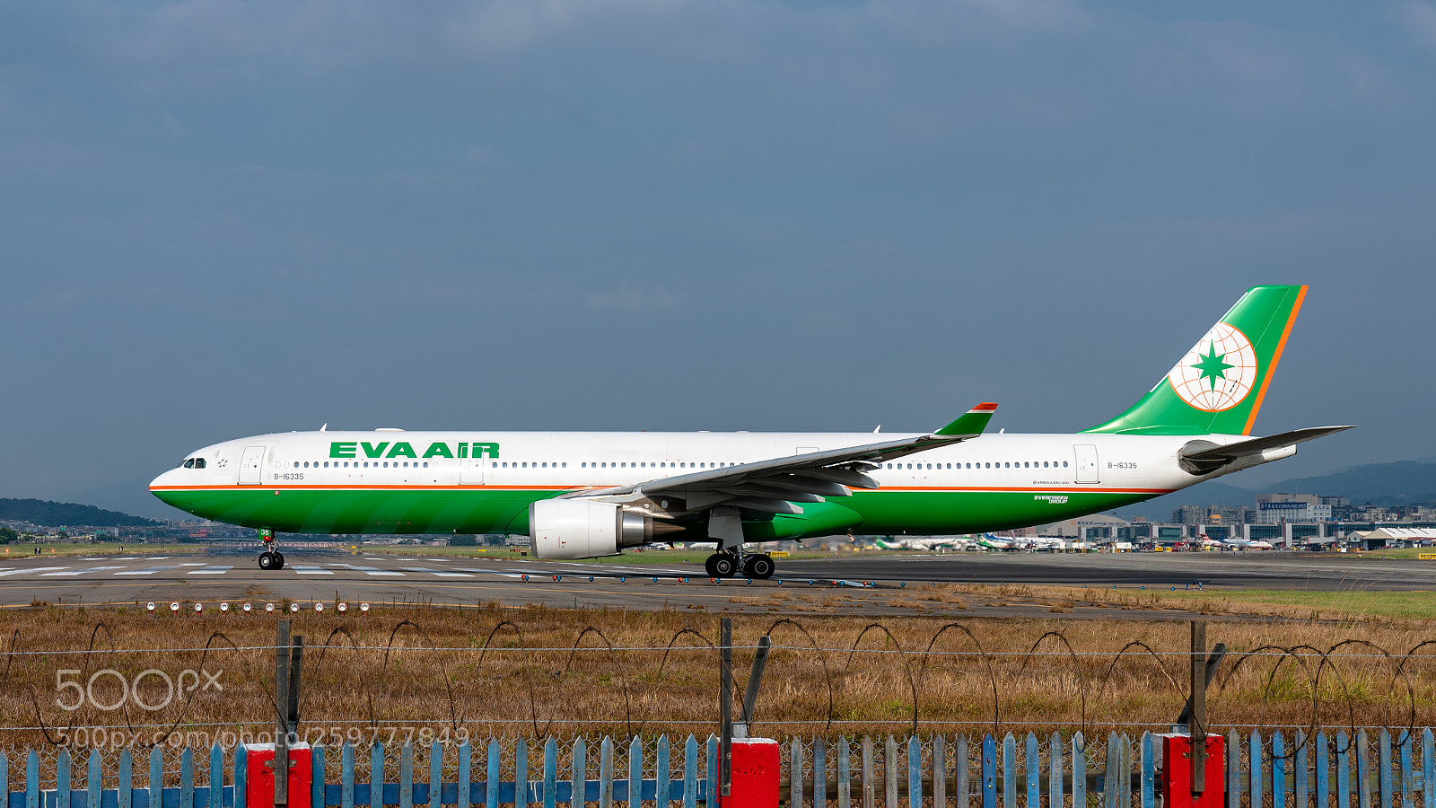 Sony a7R II sample photo. Airbus a330-300 photography