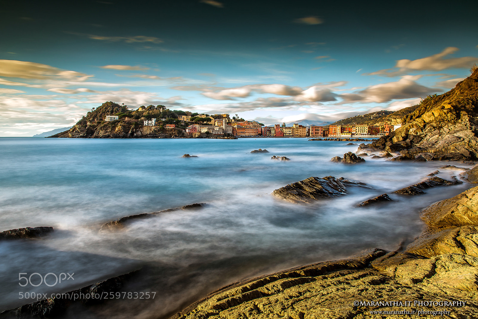 Canon EOS 6D Mark II sample photo. The peninsula of sestri photography