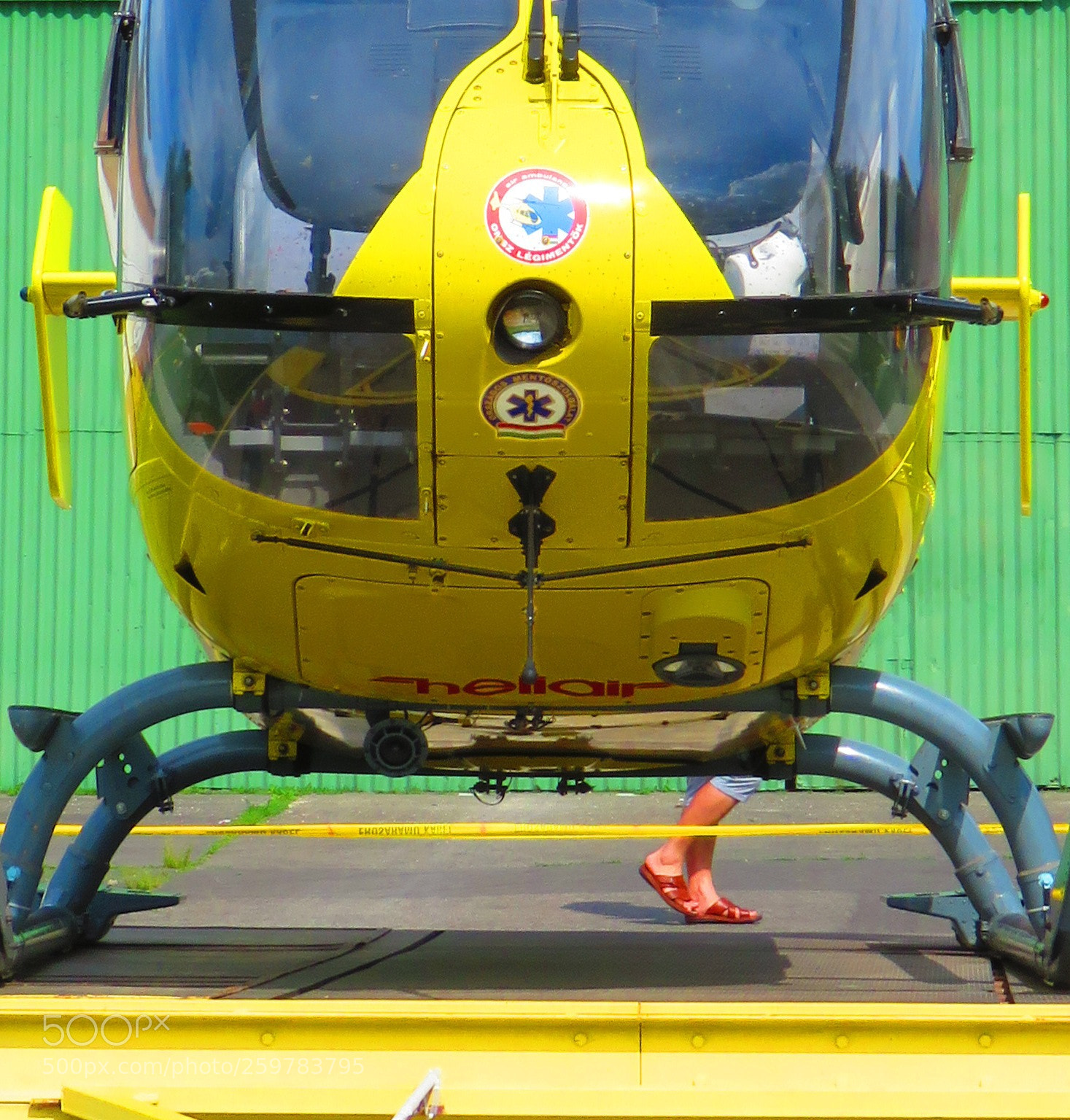 Canon PowerShot SX60 HS sample photo. Landing gear out. photography